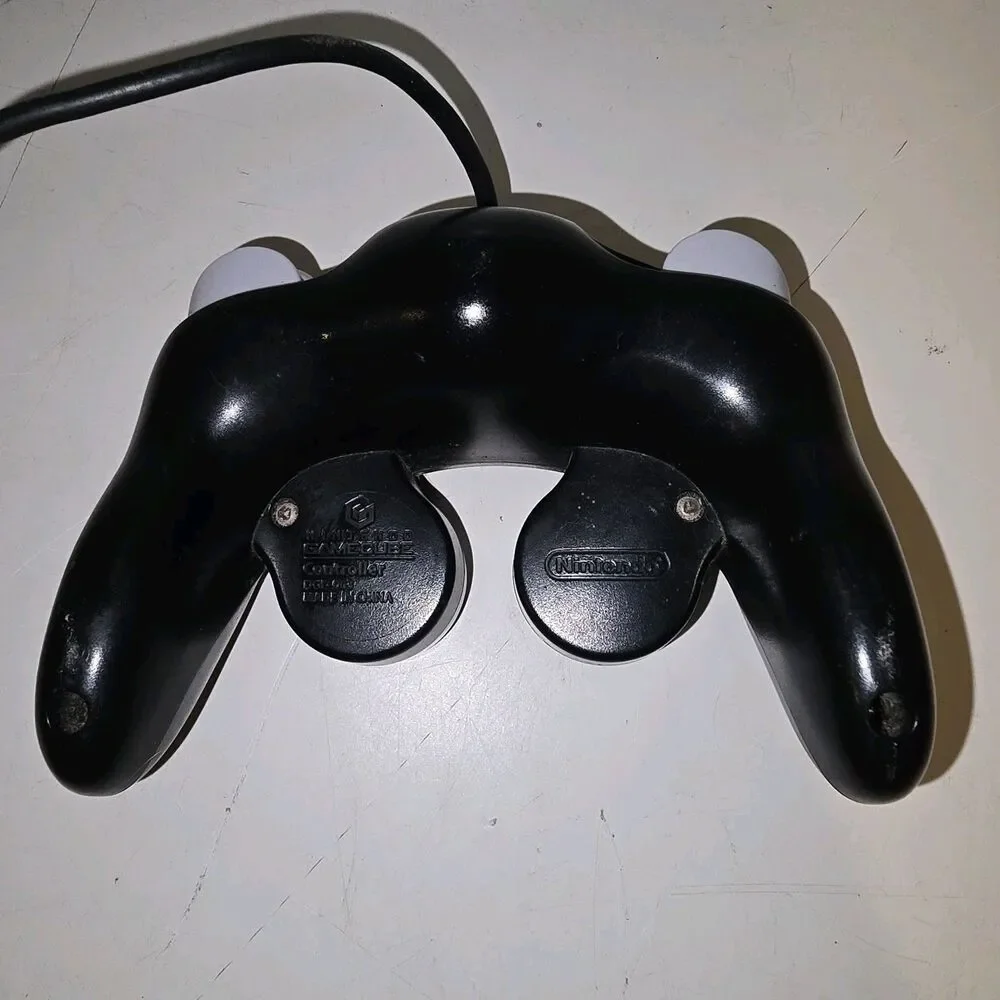 Nintendo GameCube Black Controller OEM - Tested /Tight Joystick